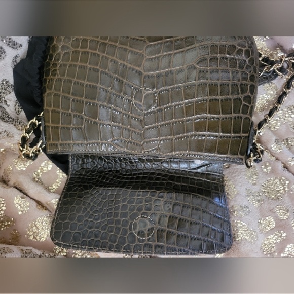 LOVE MOSCHINO Leather Reptile Embossed Crossbody - Picture 5 of 5